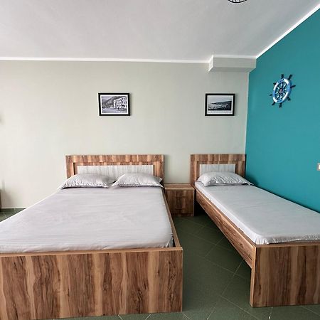 Eri Apartments 4 Shengjin Ngoại thất bức ảnh
