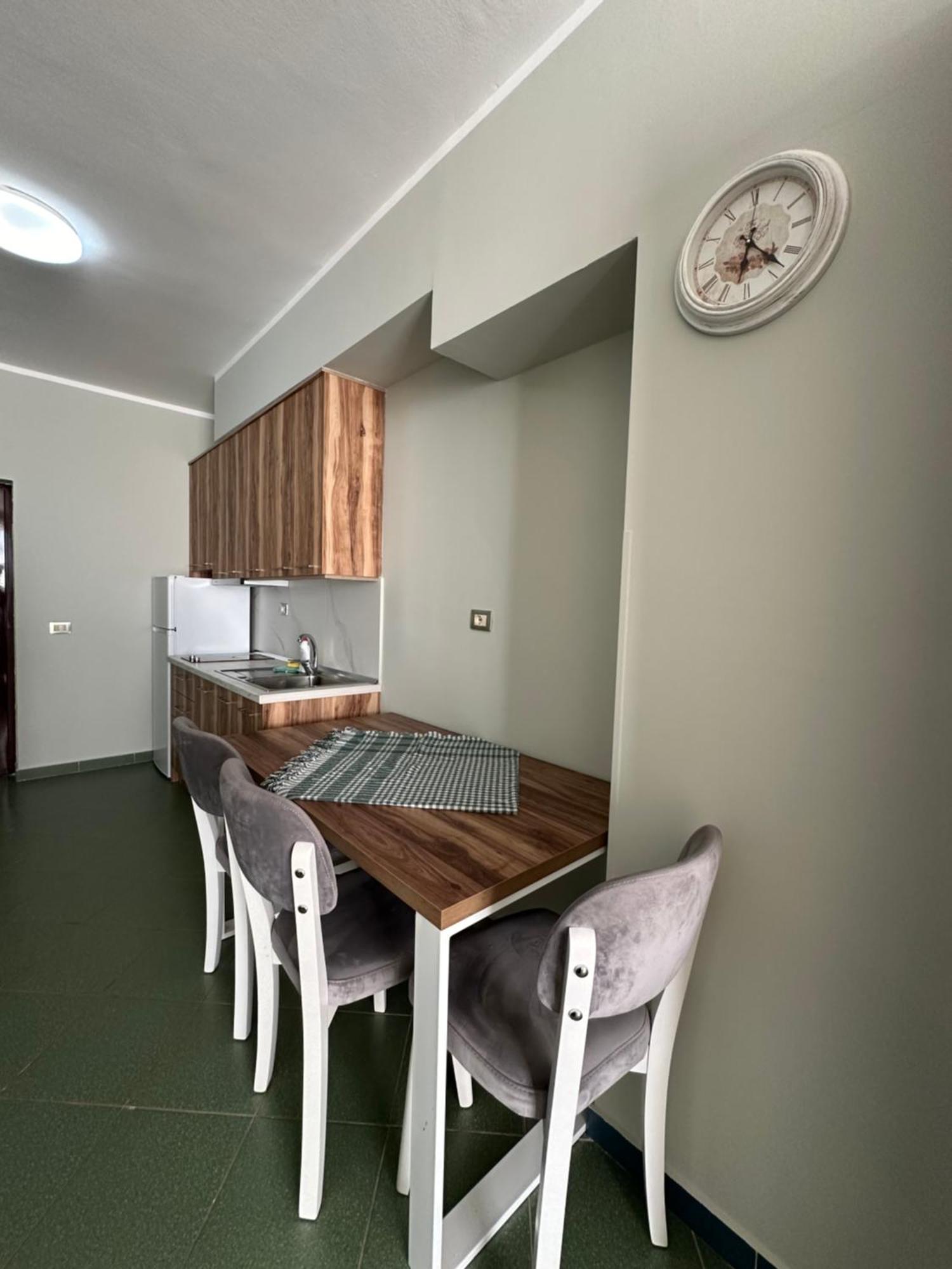 Eri Apartments 4 Shengjin Ngoại thất bức ảnh