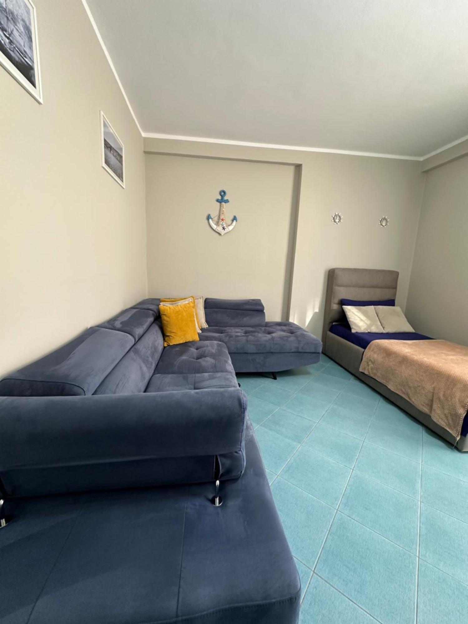 Eri Apartments 4 Shengjin Ngoại thất bức ảnh