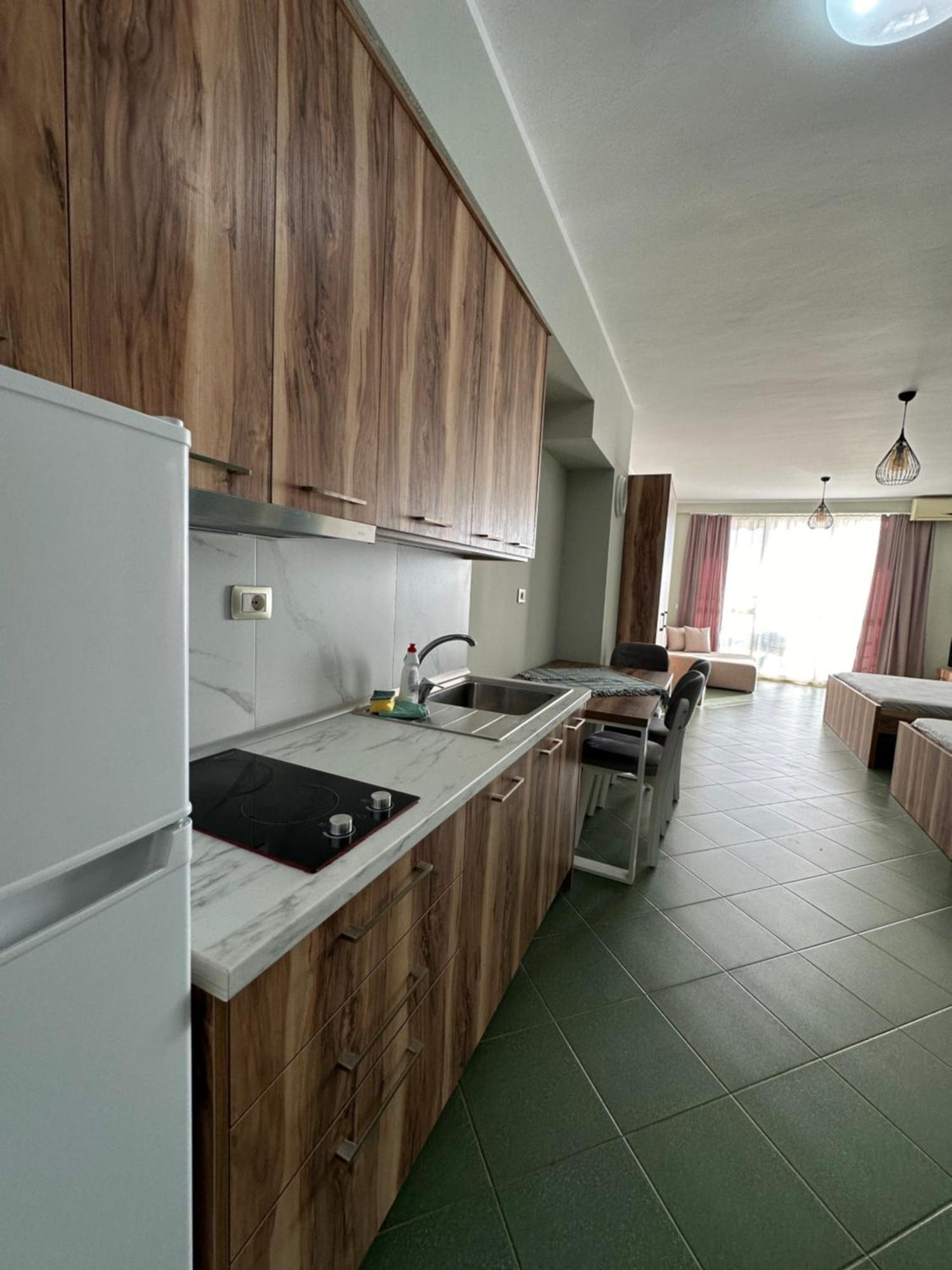 Eri Apartments 4 Shengjin Ngoại thất bức ảnh