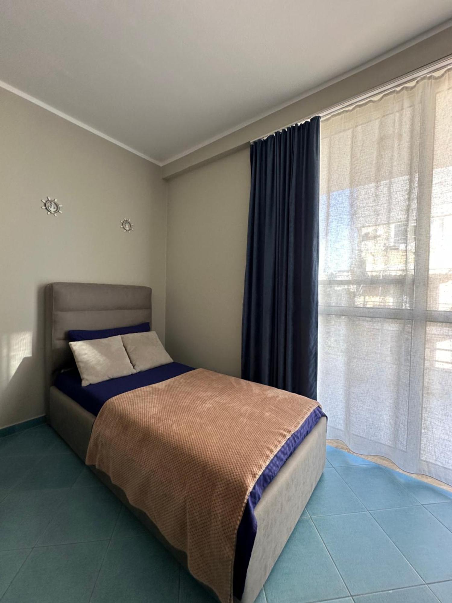 Eri Apartments 4 Shengjin Ngoại thất bức ảnh