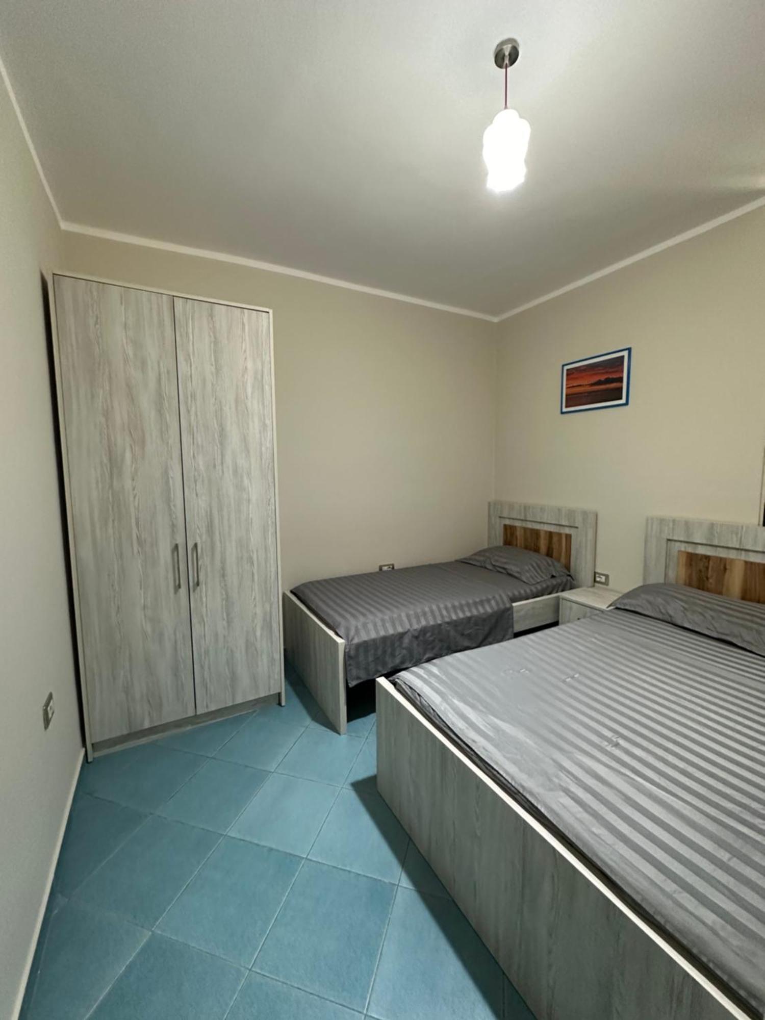 Eri Apartments 4 Shengjin Ngoại thất bức ảnh